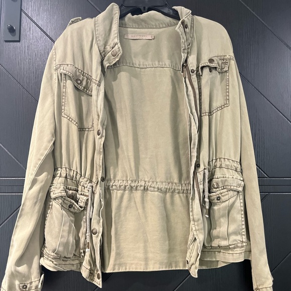 Army green utility jacket - Picture 1 of 1